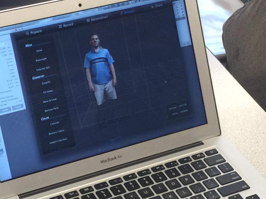 Just learned how to use an Xbox 360 Kinect to scan myself in <a href="/Skanect/">Skanect</a> Awesome! #coetail #3Dmodel #teachICHK