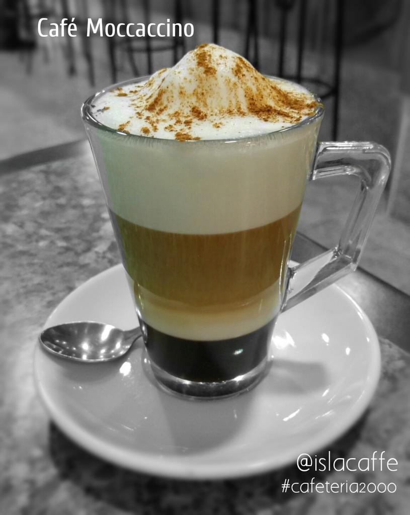 islacaffe's tweet image. Mocaccino: Café y chocolate! Un clásico italiano. Sólo aquí... #cafeteria2000 @islacaffe