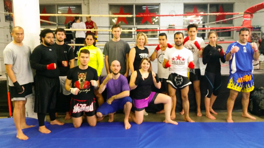 PitBuLL_1928's tweet photo. DROP IN FOR A TRIAL CLASS TONIGHT AT 7PM AT TRISTARGYM #TRISTARGYMKICKBOXING #TRISTARGYM #KICKBOXING @firas_zahabi http://t.co/OejvQCESzy
