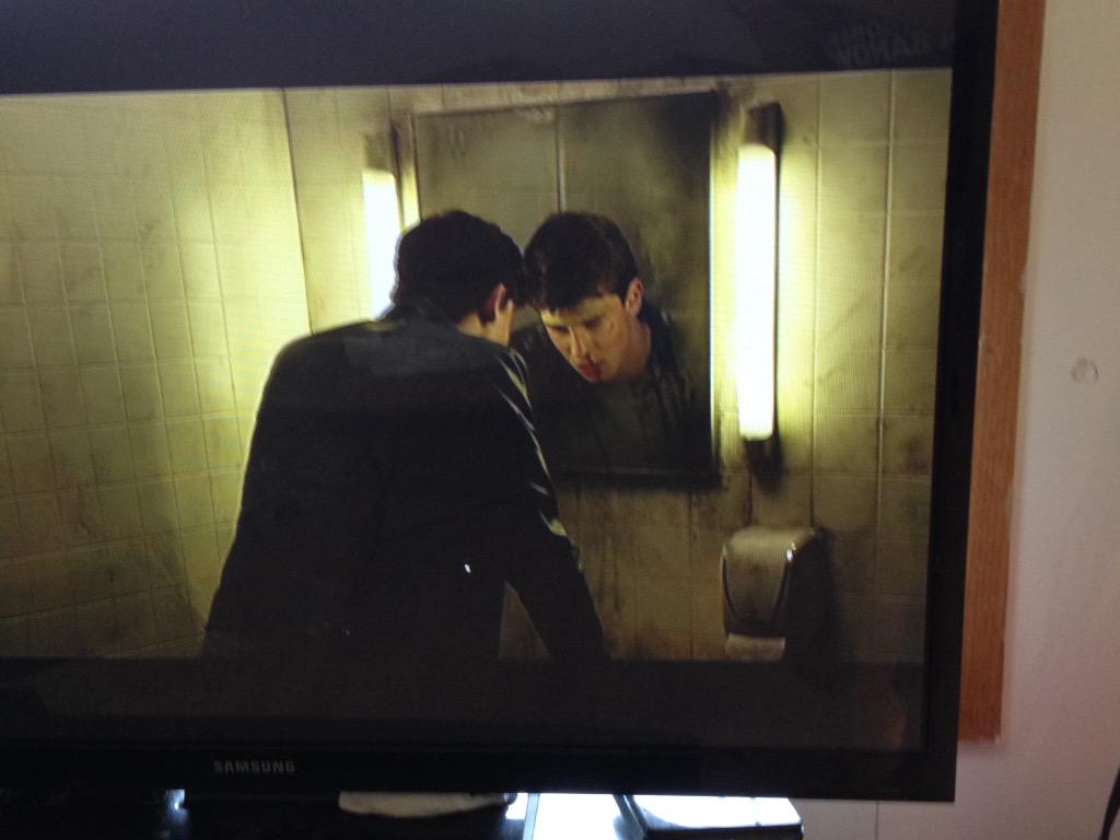 allthingslor's tweet photo. Fucking in love with the video. #Stitches #StitchesVideo @ShawnMendes / @Shawn_Access http://t.co/Vb7qz5N60g