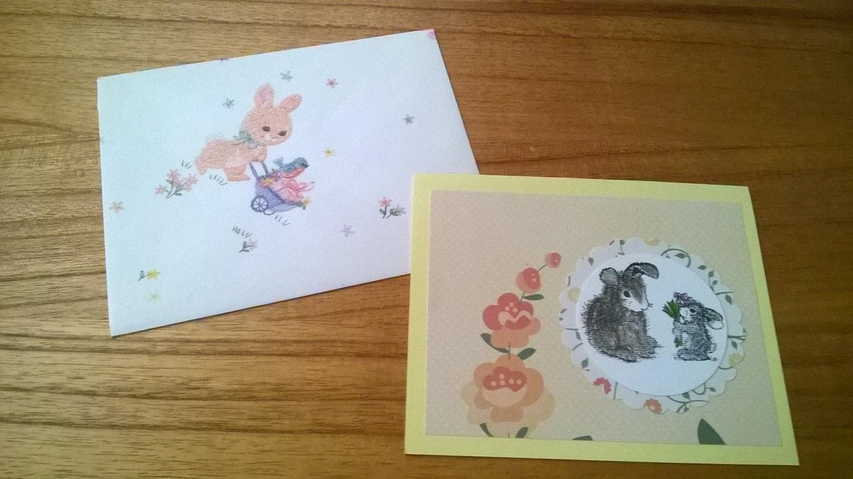 AlwaysnBlossom's tweet image. bunny rabbits eating flowers blank card stationary Set vintage wra… etsy.me/1dIiAIq #Etsy #DecorativePattern
