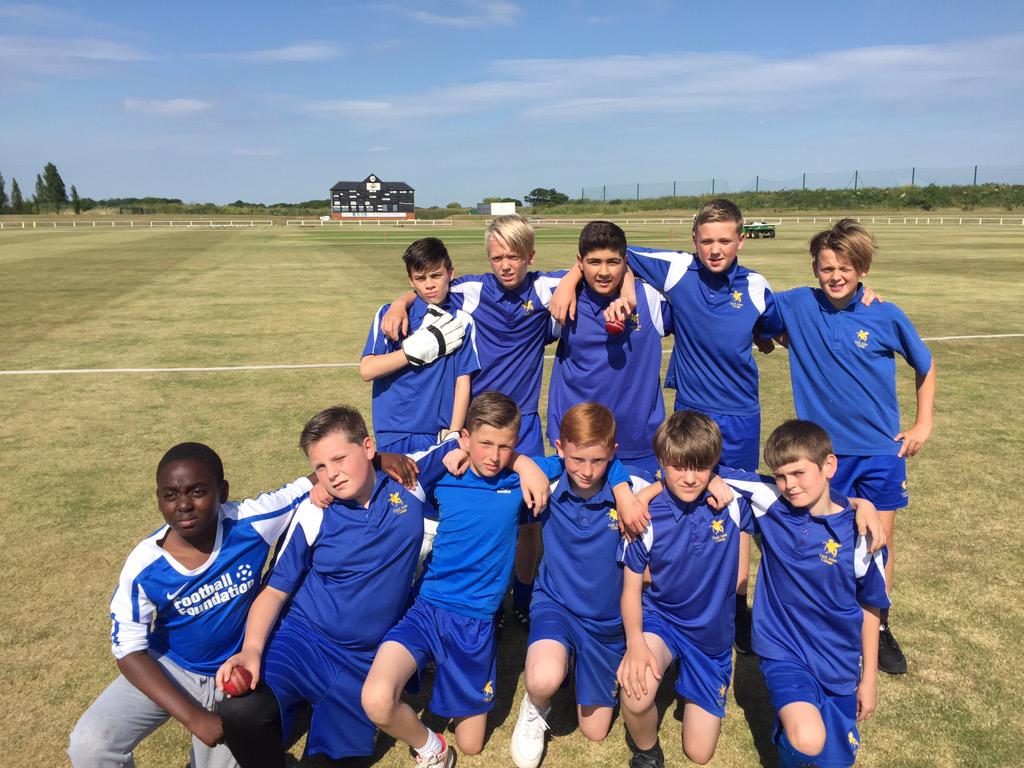 Mr Compton PE tweet media