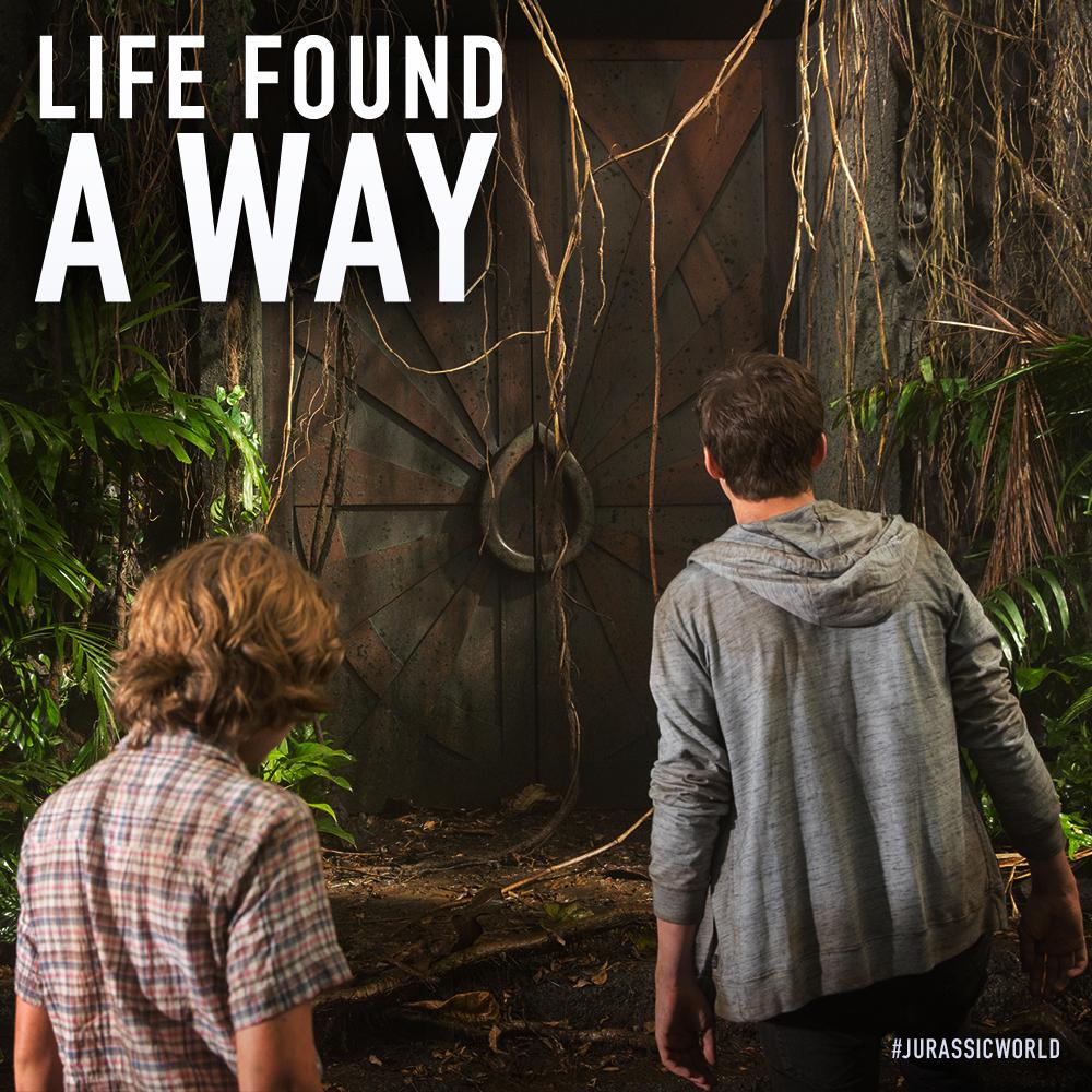 Our attractions will drive kids out of their minds. Get tickets now: unvrs.al/JWtix #JurassicWorld