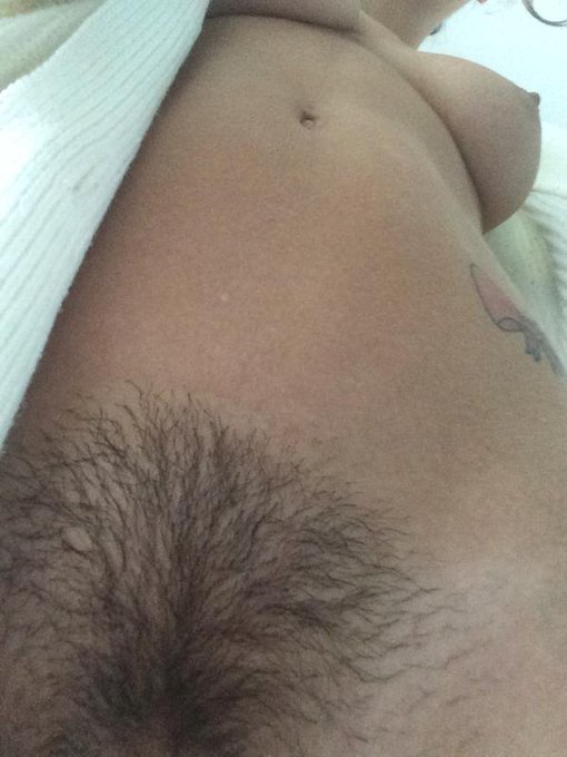 Jojo Kiss’s pics and videos