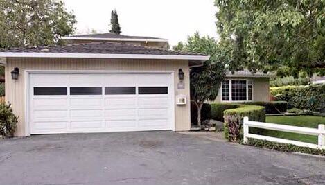 ValaAfshar's tweet photo. Everything starts from nothing

Google was 21st search engine to enter market in 1998

Google's headquarters in 1998

http://t.co/spmsoMqSb7