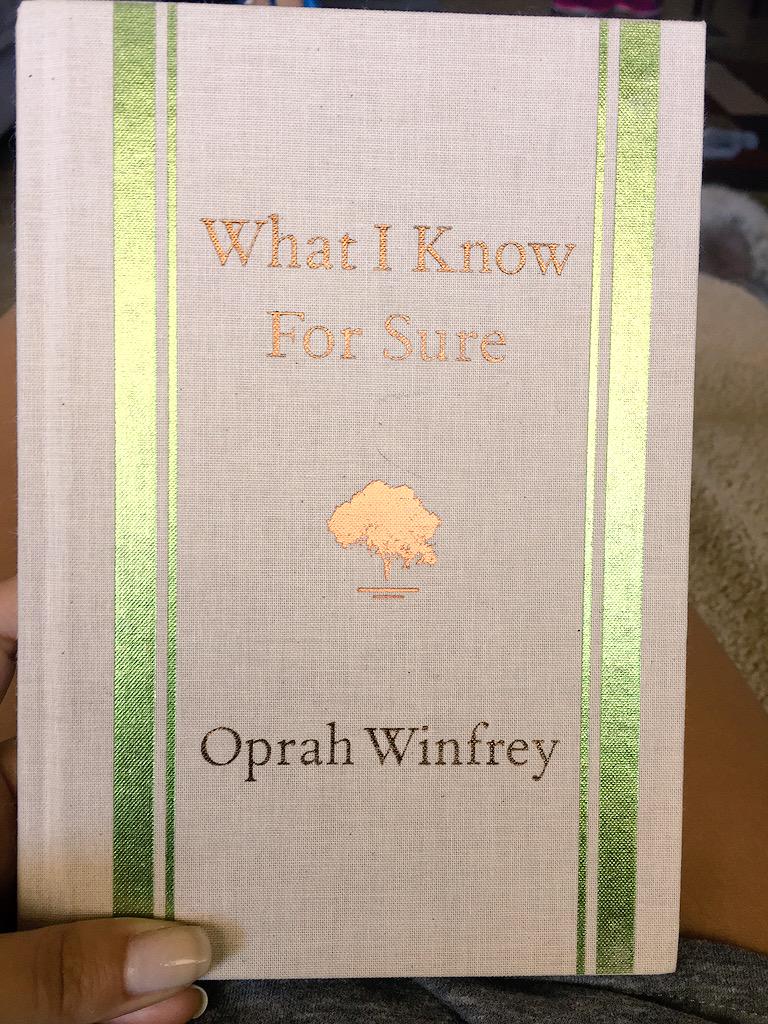 VictoriaJustice's tweet image. Current read. 💚 @Oprah so much. She helps put things into their proper perspective &amp;amp; inspires positive introspection.