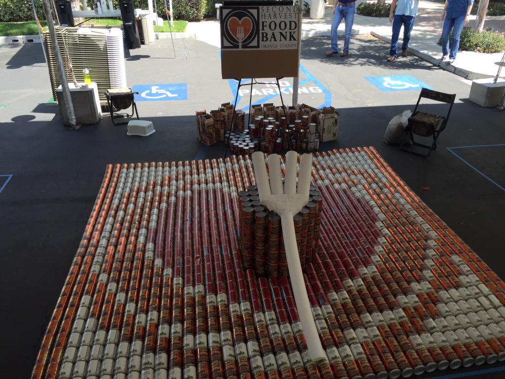 AlexinAuto's tweet image. .@KelleyBlueBook's annual #Canstuction happened today benefitting @SecondHarvestFB. Here are some designs we created: