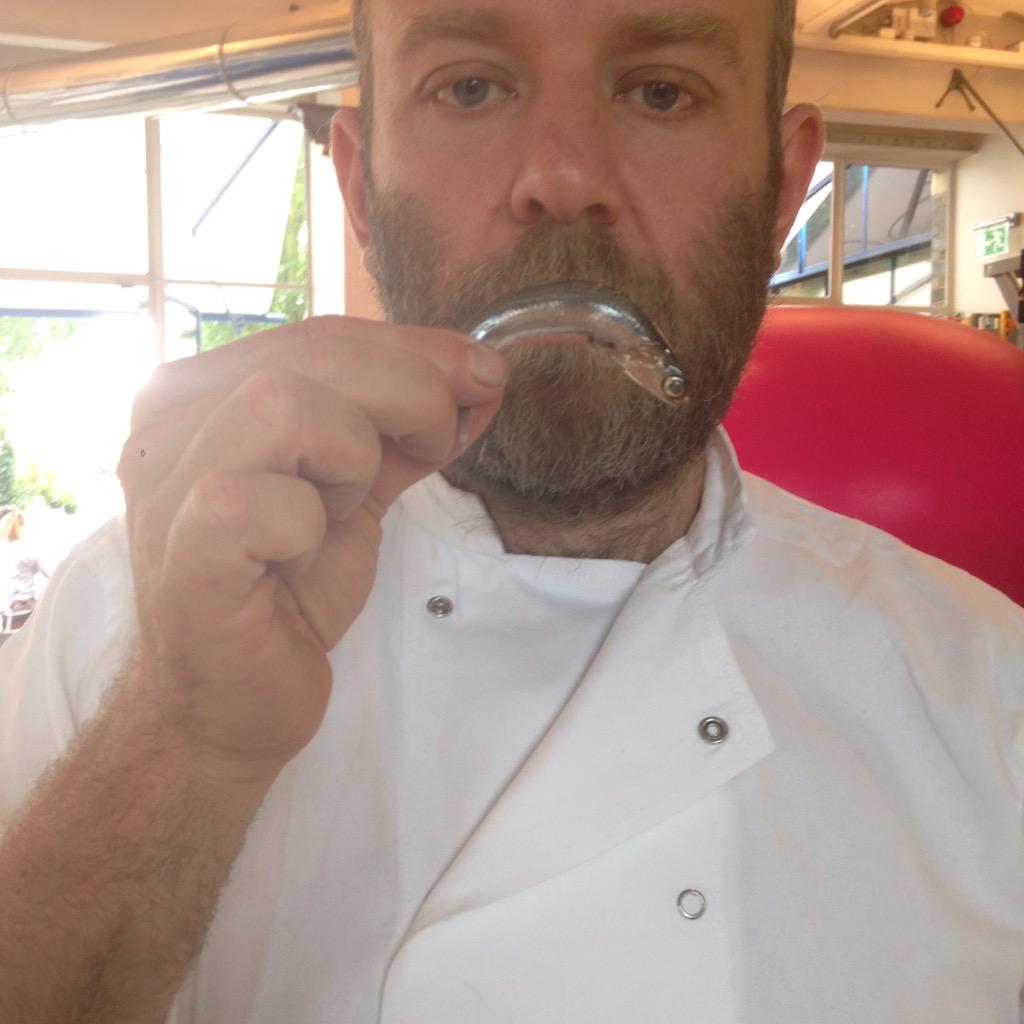 JosephTrivelli's tweet photo. Sad anchovy http://t.co/ggnm3LpsZR
