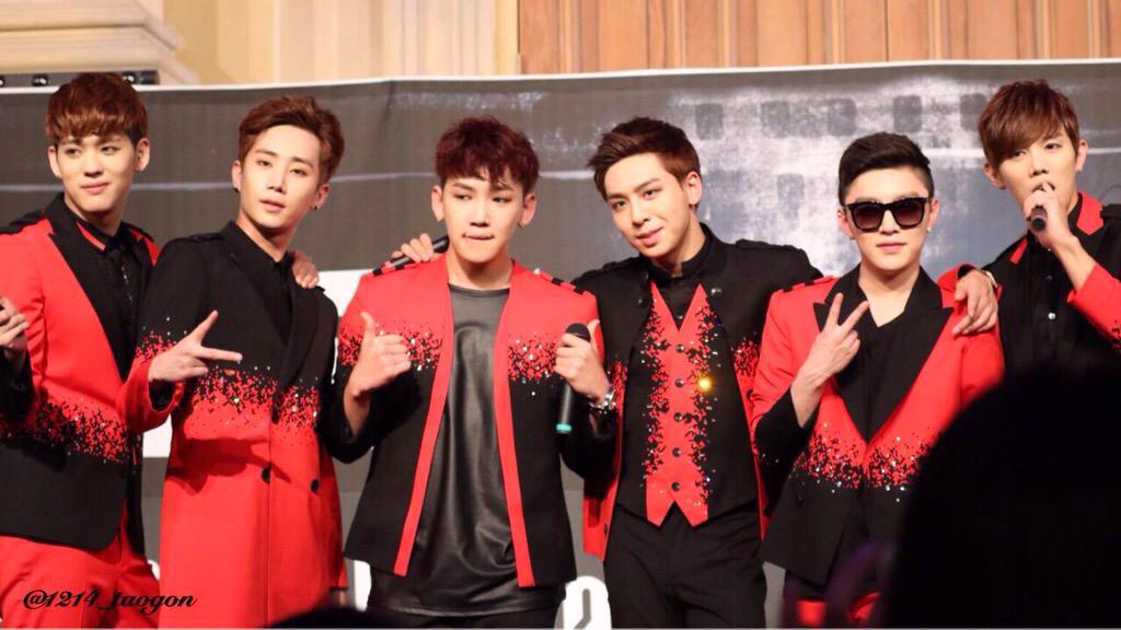 BigFlo_Arab's tweet photo. 150624 - بيق فلو في "فينوس" 
Cr:1214_taogon http://t.co/azADiyfYqb