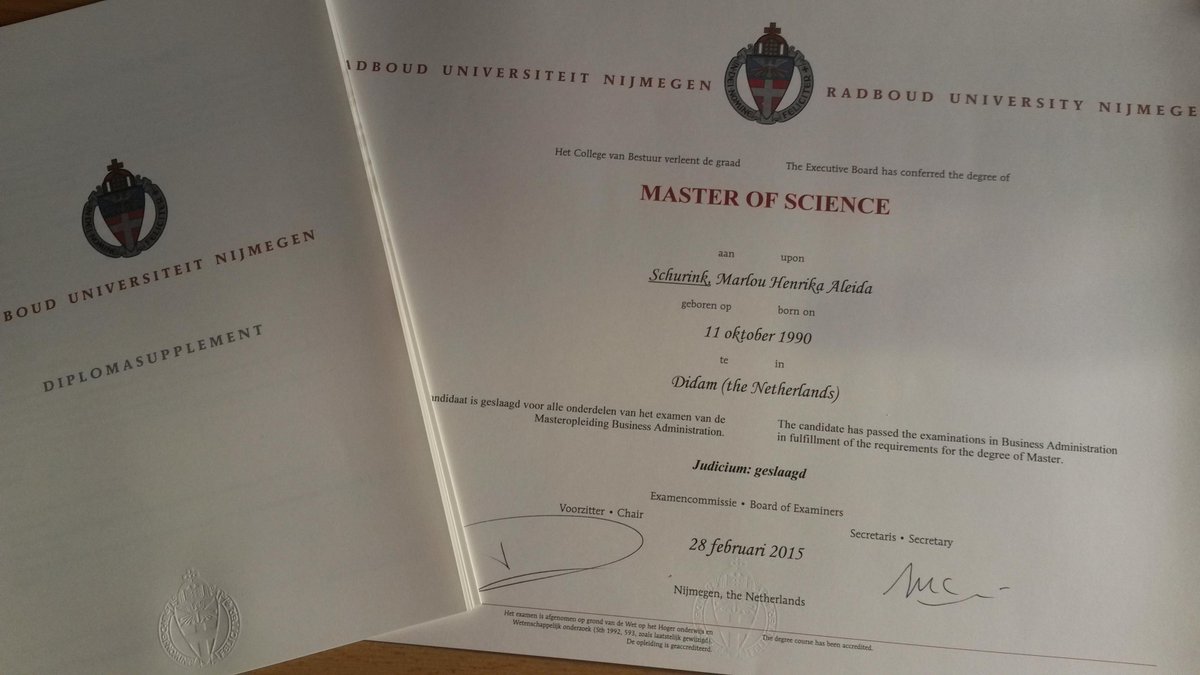 Marlouuu12's tweet image. Diploma nu echt officieel in the pocket! #Bedrijfskunde #masterStrategy