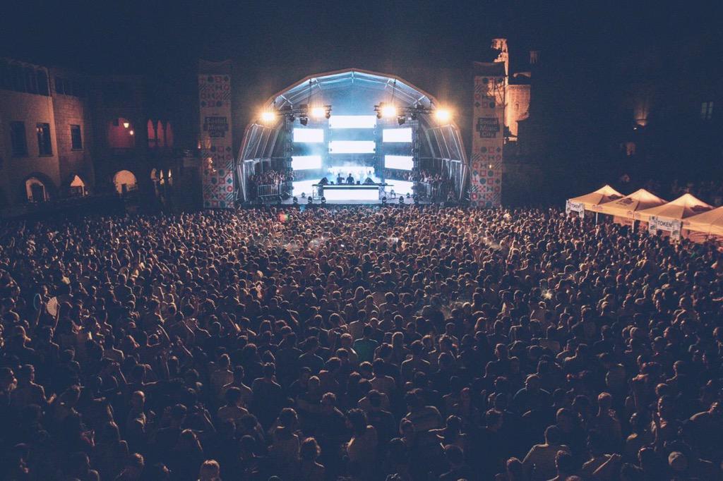 socialmusiccity's tweet photo. La Plaza was pure energy! #OffWeek2015 is over, thanks to that made that amazing event
#smc2015 #smcbarcelona http://t.co/iu0jrW7LSA
