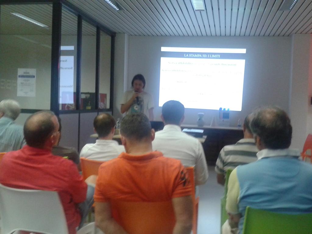 Valerio Fausti: la #stampa3D  non esiste se non c'e la mano artigiana a rifinirla. <a href="/ArtigianiVarese/">Confartigianato - Imprese Territorio</a>