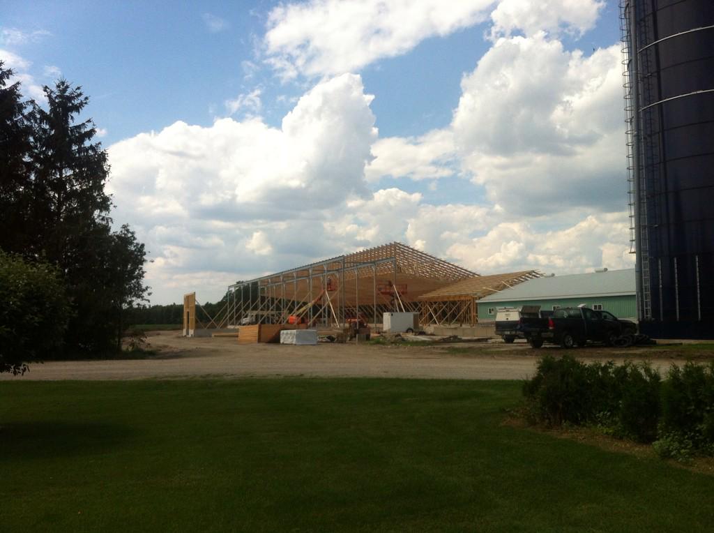 standeaven's tweet photo. Part 2 of the trusses #barn15 http://t.co/npTqOJtm3X