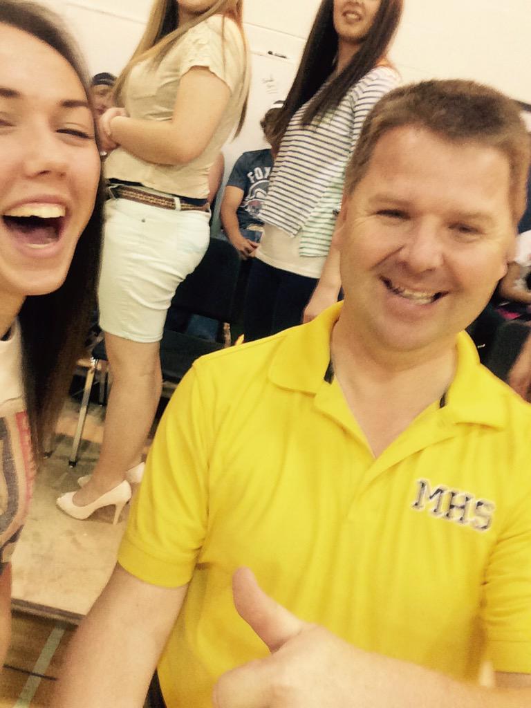 Cook331Cook's tweet photo. So this is happening... #MHSgrad2015ππ http://t.co/epzpmBGXNV