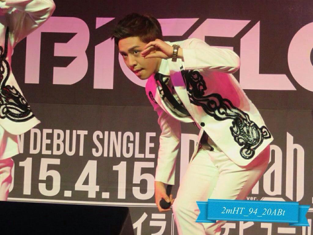 BigFlo_Arab's tweet photo. 150624 - هاي توب في "فينوس" 
Cr:태향 http://t.co/Z9JlADZuxc