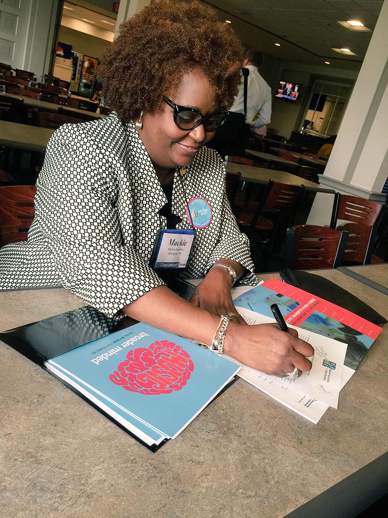 voxcoach's tweet photo. Preparing for the next briefing #nafmehd15 #NAfME #texasNAfME #TxMusicEducators #broaderminded http://t.co/G74c7dCWuC
