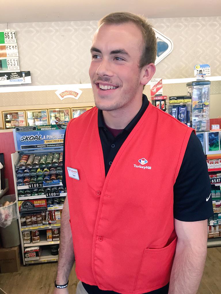 DMillz122's tweet photo. #GrantFromTurkeyHill http://t.co/8yM0uqgJPv