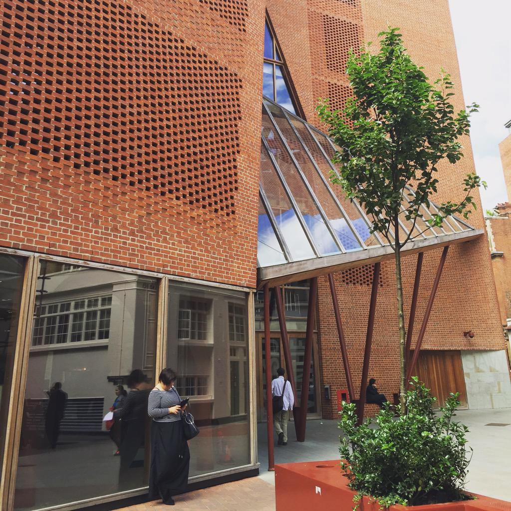 KerryAnnONeill's tweet photo. The venue for our first @RIBA #CLAWSA event yesterday eve- LSE Saw Swee Hock  student centre @Odonnell_tuomey #London http://t.co/KXpdHMQMkQ