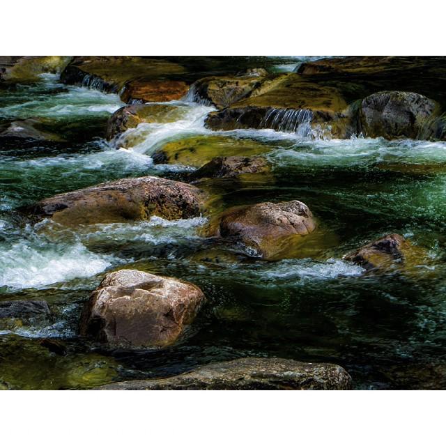 Vann og stein. #natur  #nature  #tur #utno  #Norge  #Norway  #visitnorway  #life_in_norway  #instatyon  #cazzlphoto…