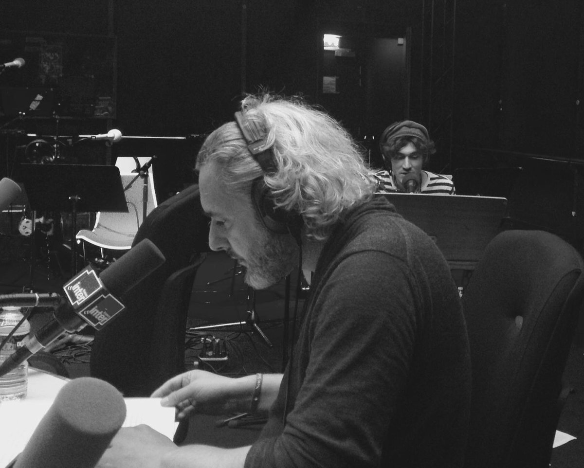 A'live tweet media
