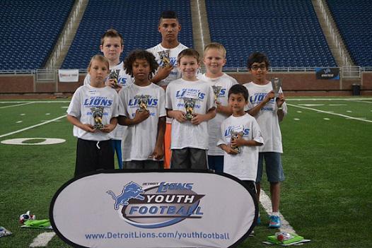 LionsYouthFB's tweet photo. Campers came, they worked &amp; they ALL improved at the @Lions Fundamentals Camp at #FordField! https://t.co/CdEQA9Tdem http://t.co/4bPbNSpzKn