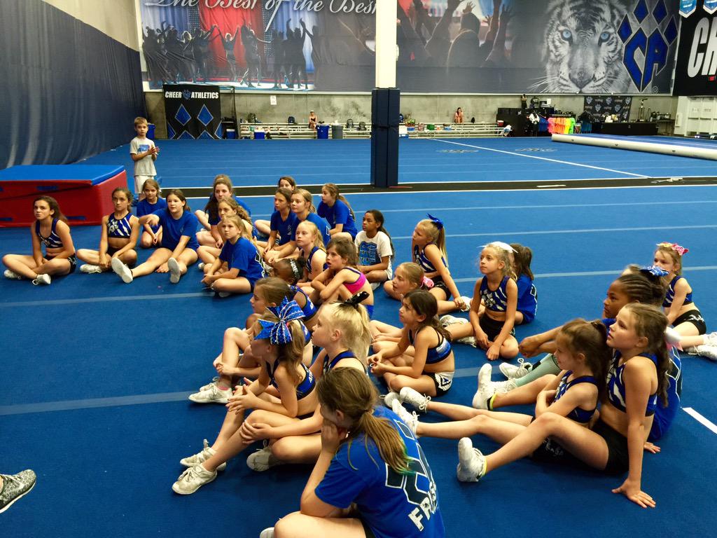 CA_Frisco's tweet photo. @CA_SolarCats &amp; Meteorcats about to learn #G3FCA2A http://t.co/9fo51YFIA7