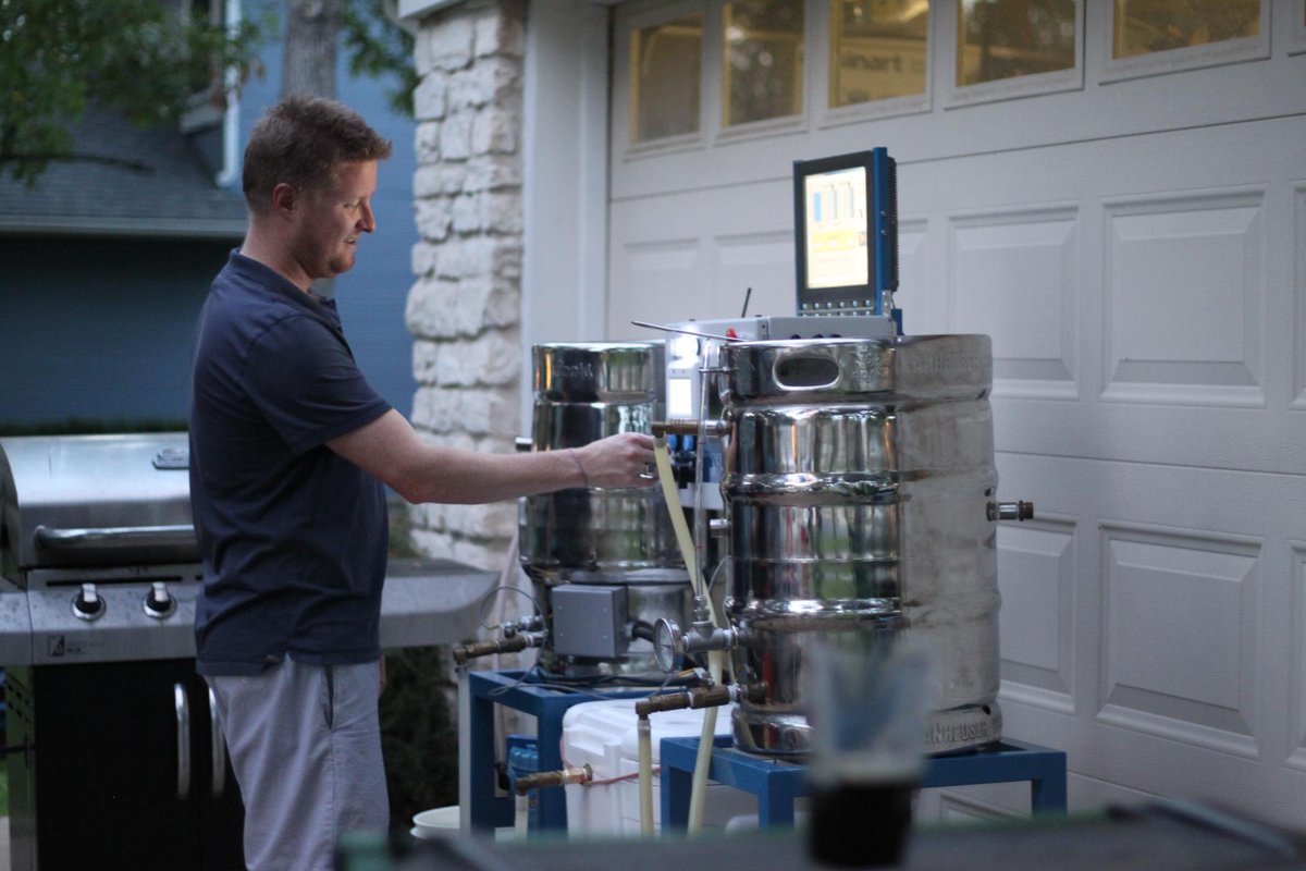 Awesome: an automated #homebrewing process takes lager to new levels. bit.ly/1GLfDQR #maker #LabVIEW <a href="/LabVIEW/">LabVIEW</a>