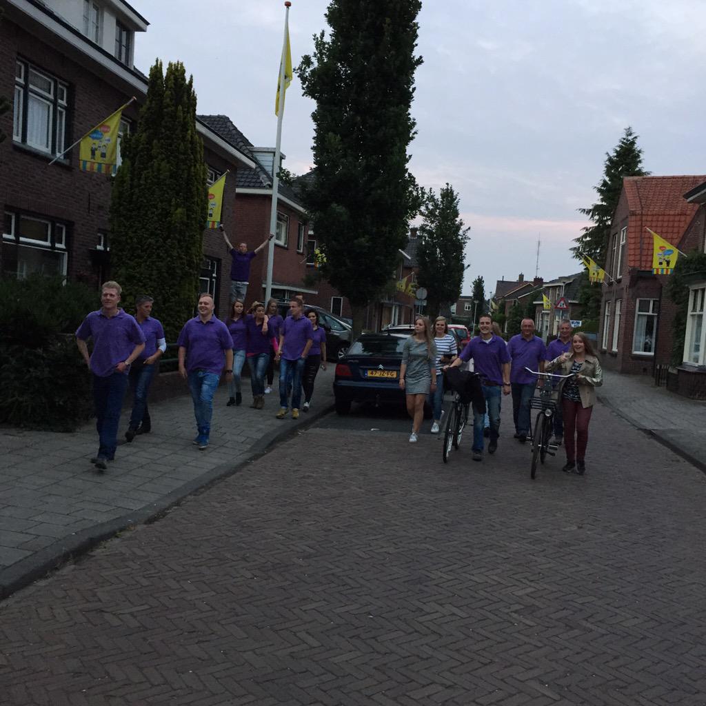 Dakriejdrvan's tweet photo. Gaan we weer!! #dakriejdrvan #gsf15 http://t.co/bs9tjD92EL