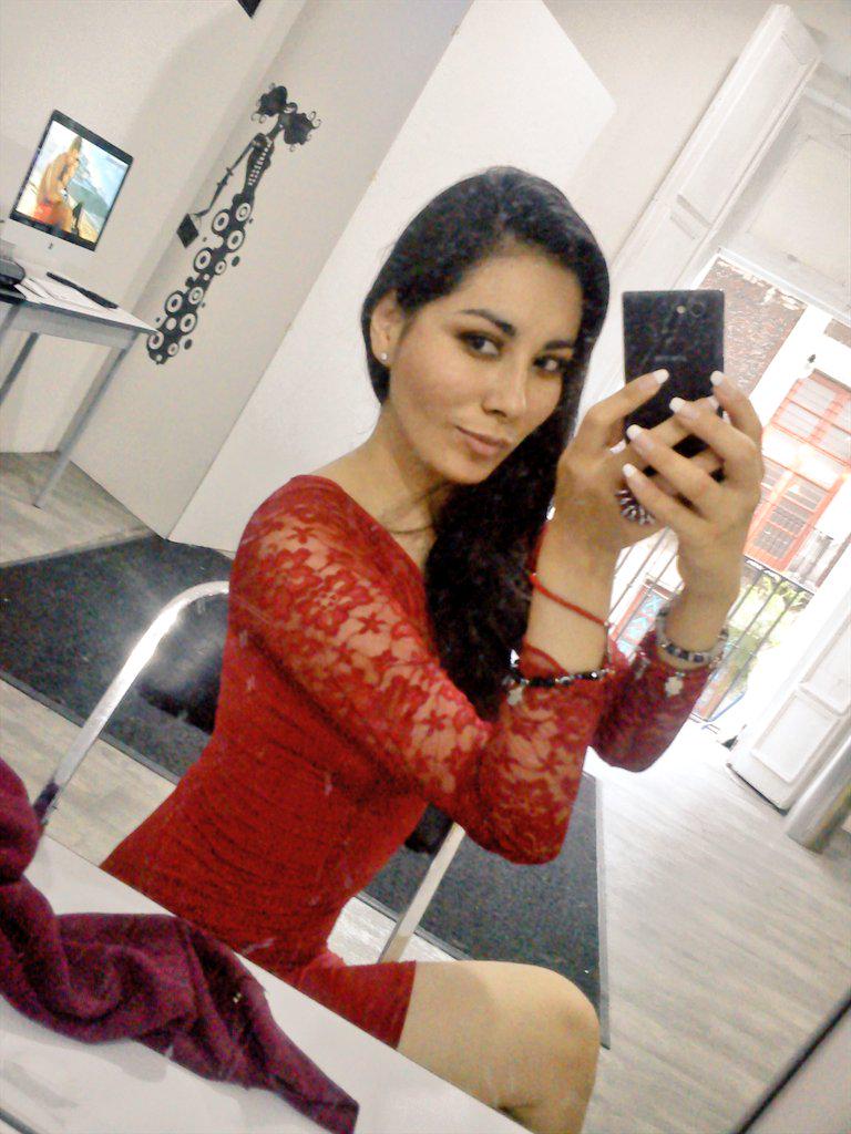 EllianMonter's tweet photo. #Backstage #RunwayModels #AmoElRojo ♥♡♥♡♥ http://t.co/MW4W78Ws33