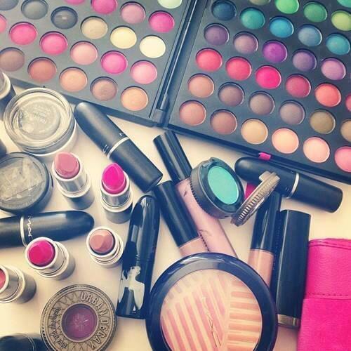 what2dosummer's tweet image. Try a new makeup technique