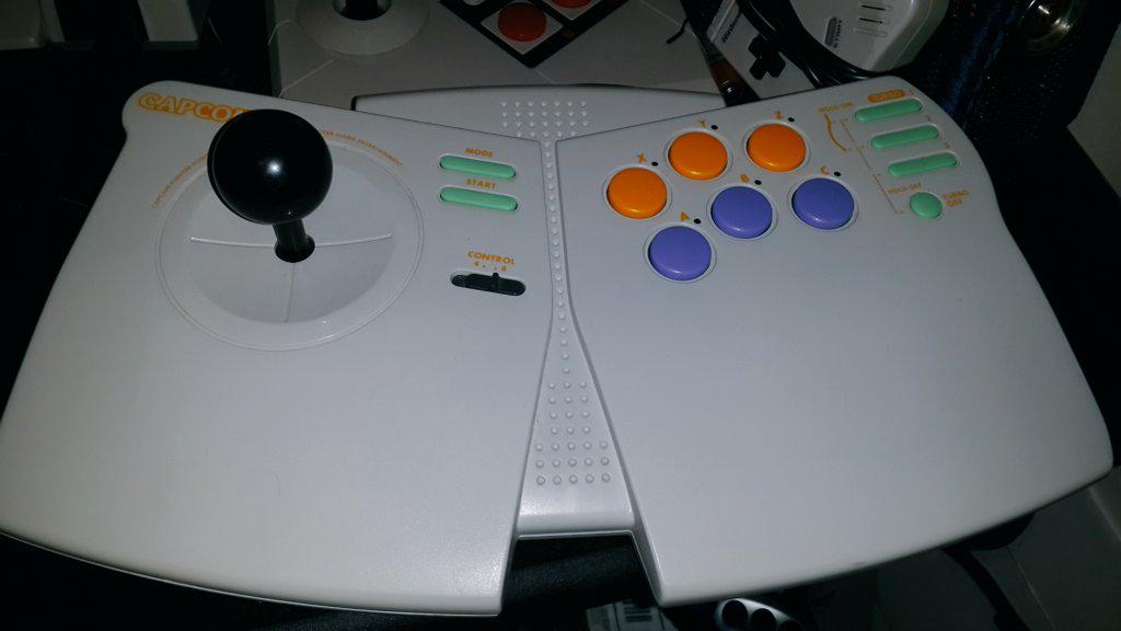 UrzasRage's tweet image. Playing some Genesis games with this Capcom stick..