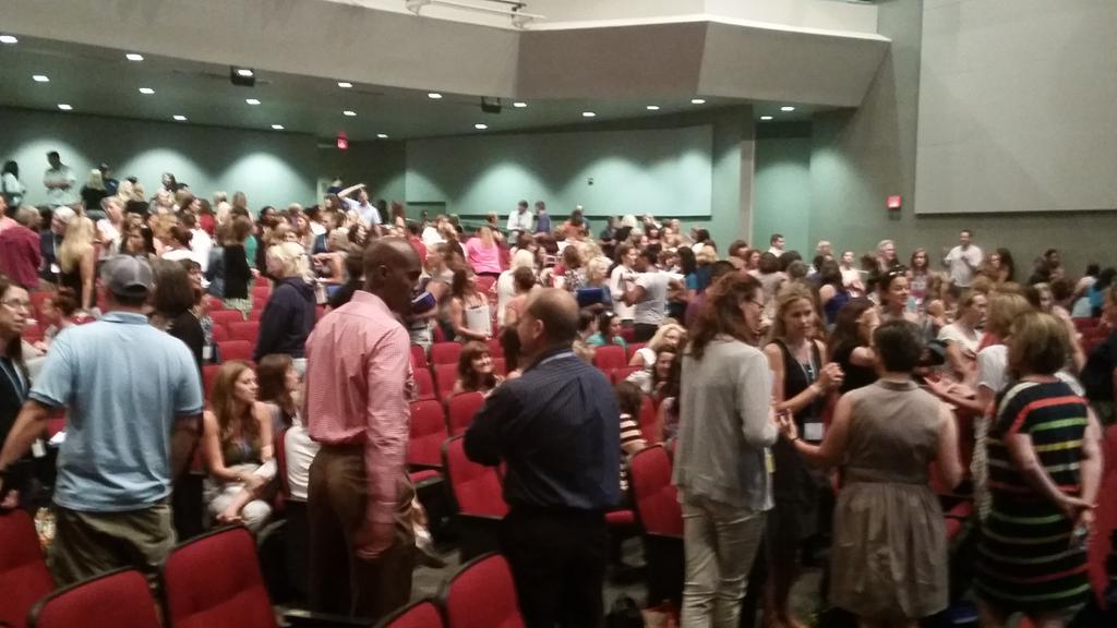 I'm wondering... Is there a Guiness World Record for turn-and-talk? <a href="/cgi2015/">CGI2015 Conference</a> #cgi2015la