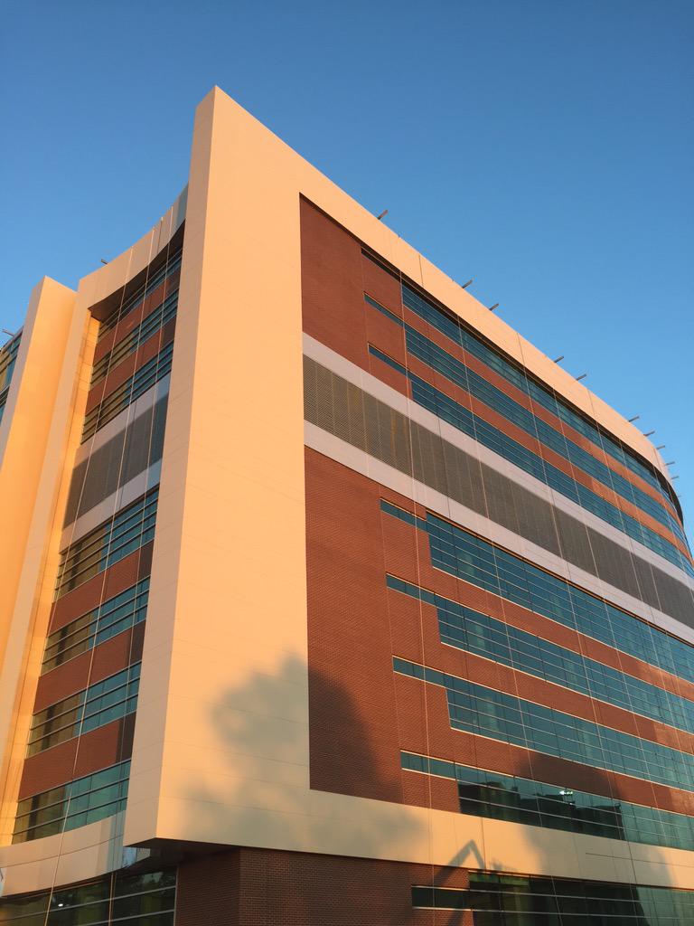 chadschieber's tweet photo. The @BeckGroup is celebrating the grand opening of @CoxHealth new patient tower. #CoxHealthCelebrates http://t.co/lOK3viUthC