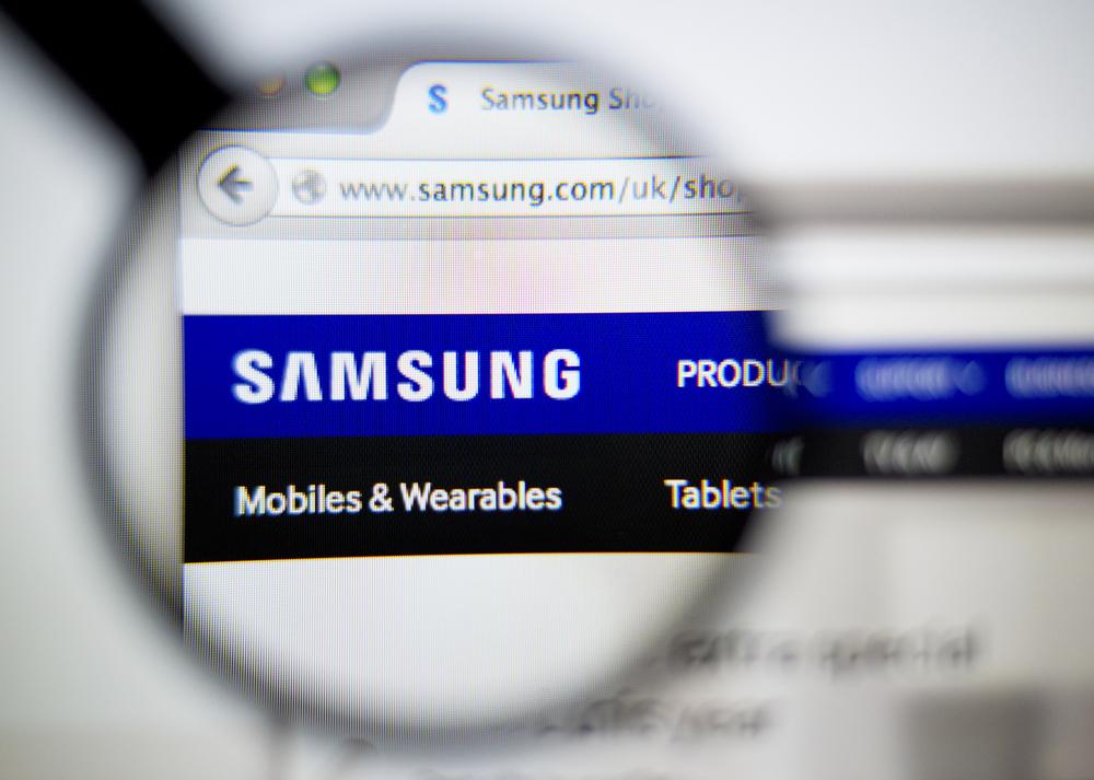 FlexTechGroup's tweet image. #Samsung is disabling #WindowsUpdates on their #laptops. If you own one, make sure you're n... tnw.co/1BEJUlp