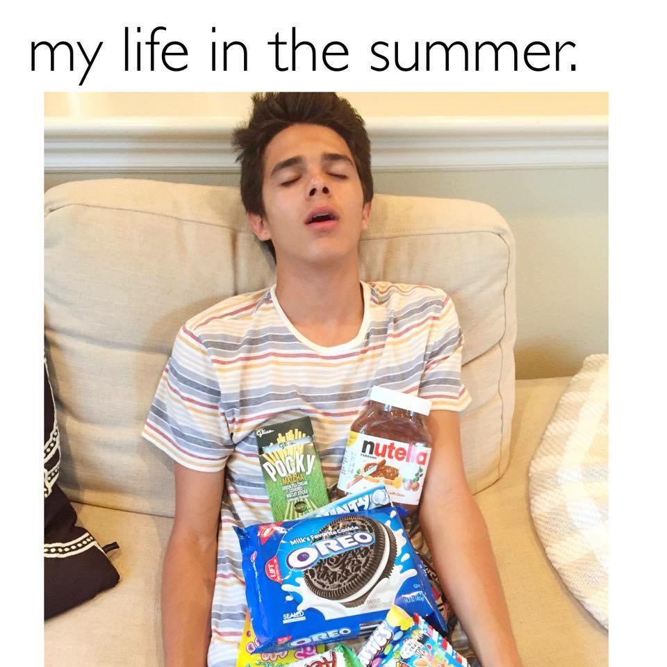 andreeaMM30's tweet photo. solo que sin la comida😭😩 http://t.co/UJvPgtootU