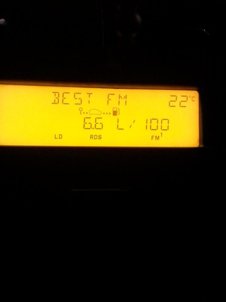 CIGDEMAKCAN's tweet photo. @serdargokalp yine seni dinliyorum :) ssen bi tweetimi bile okumadın yaaa .... http://t.co/P3dXMkO9Gu