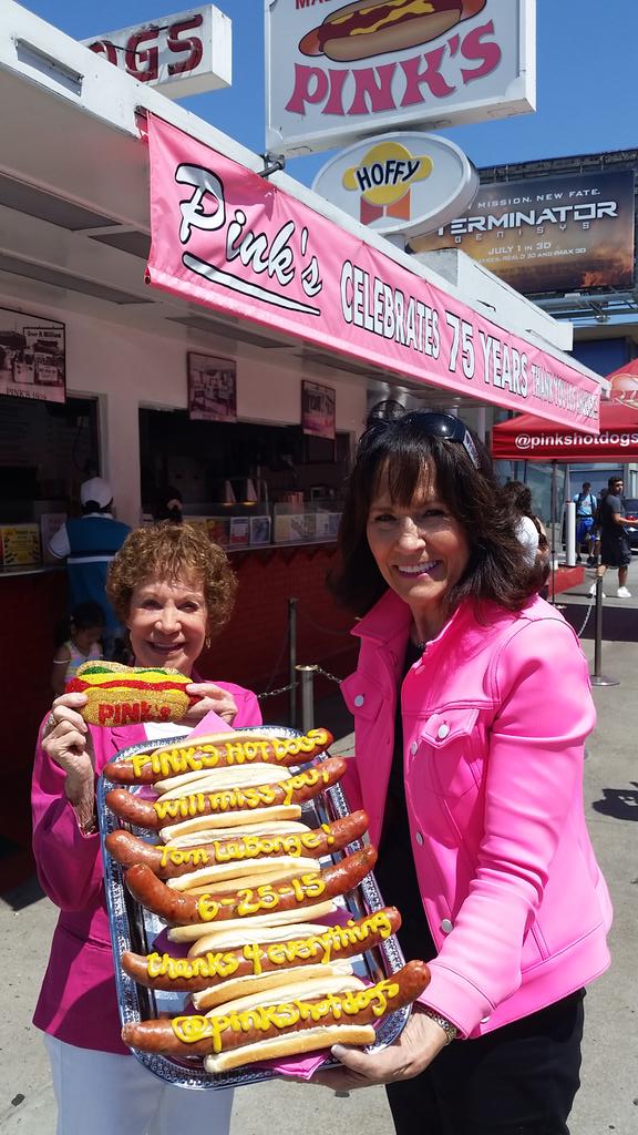pinkshotdogs's tweet image. Parting is such sweet sorrow, @TomLaBonge!  #PinksHotDogs will surely miss you! @ericgarcetti #LosAngeles
