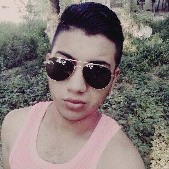 Adrianlpacheco's tweet photo. no hay nada mejor que un buen mexicano.. 
#diadecampo http://t.co/m5z2eV1J6I