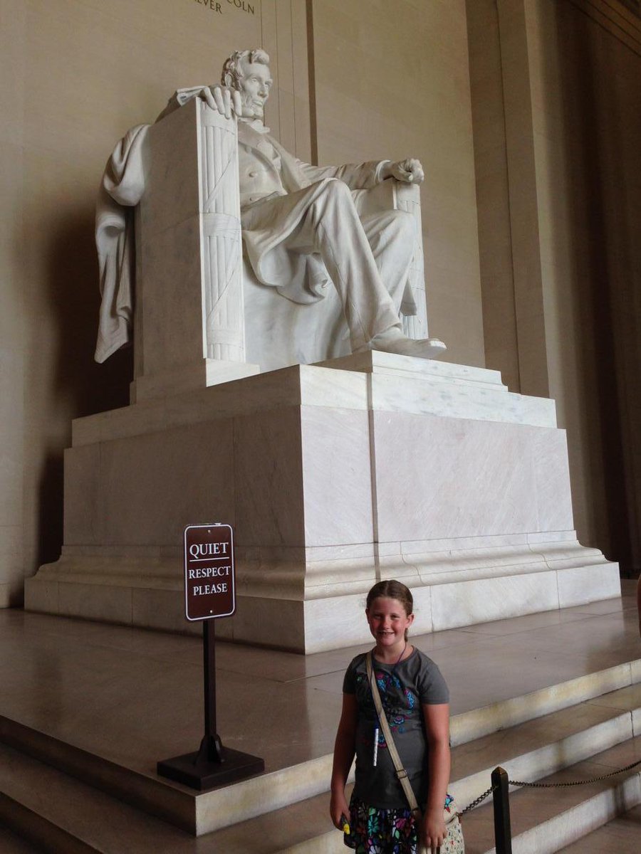 RyanRowlette's tweet image. So fun in DC with the fam. Saw Lincoln's petrified body. He really was tall!