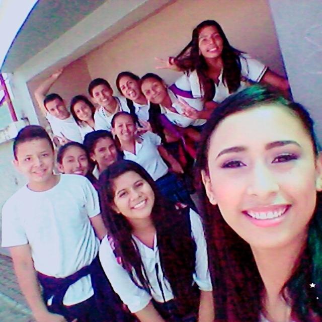 Torres_Mahone10's tweet photo. Día increible 😍🎆😝 http://t.co/xZyMIZru3I
