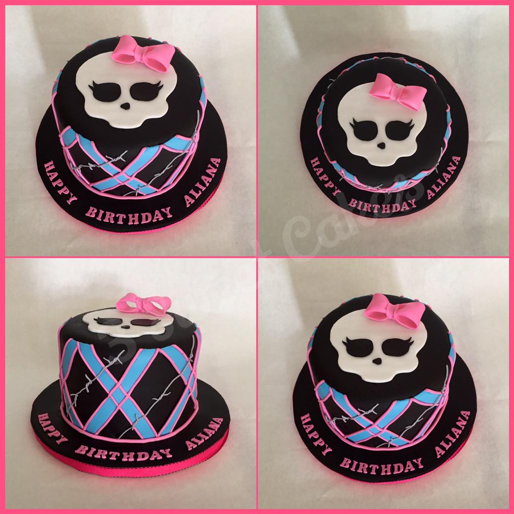 Monster High Cake I made for a little girls birthday:) Happy Birthday Aliana!!🎉🎉