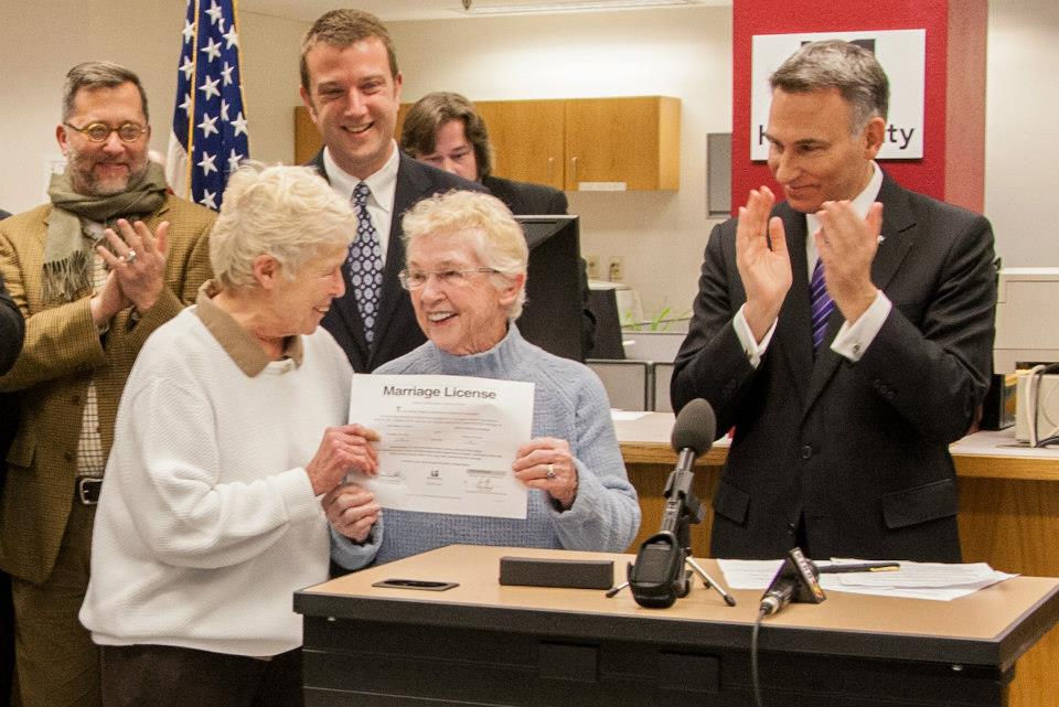 KingCountyWA's tweet photo. Pride #TBT: @kcexec issues first marriage license to #LGBT couple on #MEDayWA 2012 #KingCountyPride http://t.co/anGwh8DFFa