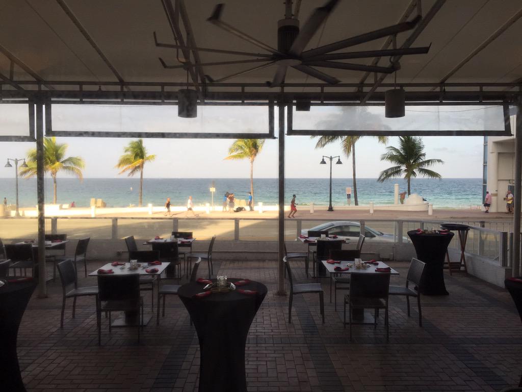 MarkEdwardsHP's tweet photo. View from the media party. #NHLDraft #BeachDraft http://t.co/5zNQPjfMNa