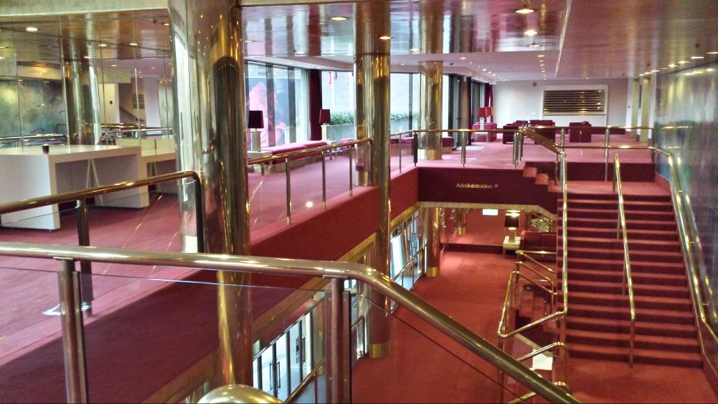 phluid61's tweet image. Passable venue, I suppose. #wdcode