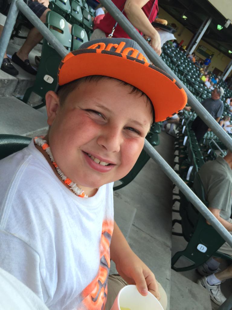 Nothing like spending quality time with this guy <a href="/GreenvilleDrive/">Greenville Drive</a>   Lets Go Drive!! #TweetYourSeat