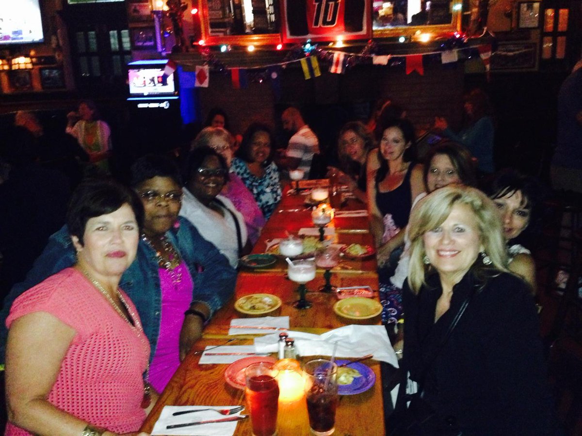DarlaRebowe's tweet photo. Louisiana School Nurses affiliates having dinner and networking at NASN 2015!  #nasn2015. @mbird_mhb @jhanemann23 http://t.co/TMjJgzZwSs