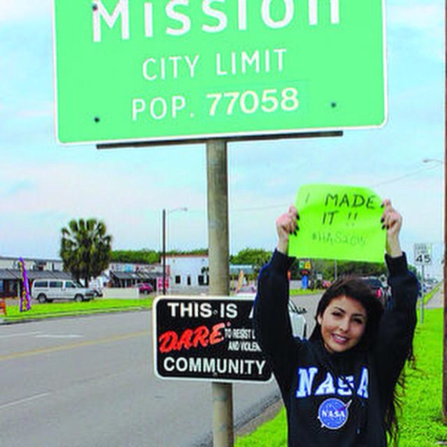 IDEAschools's tweet photo. Work towards your goals like Annette, a student at #IDEAMission, who is going to @NASA! http://t.co/Wv9n6DEl8Q http://t.co/yehpAWq2vB