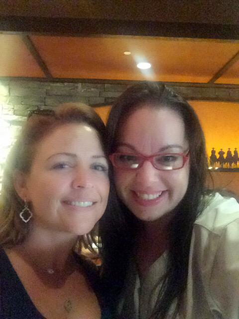 HeathergrlO's tweet photo. Selfie after our dinner date! @NicholeSehon #DIBatterup http://t.co/nD5ZTJXsQg