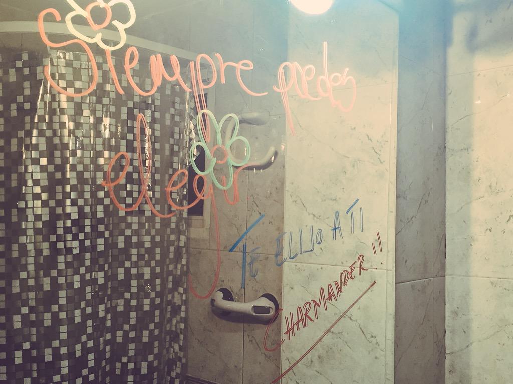 al_FRODO's tweet photo. #MeHundoCuando mi novia me dice que no soy romántico,vosotros lo entendéis @TPoderosos ? http://t.co/wSirL6ou5A