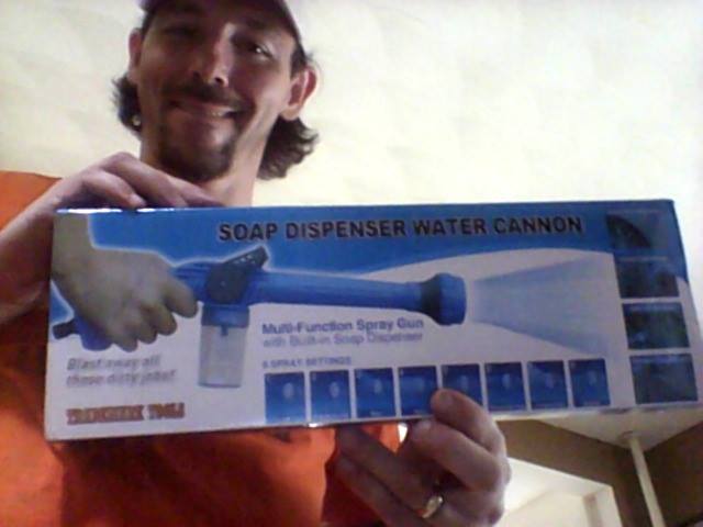 QuiBidsWins's tweet photo. Kevin won this Soap Dispenser Water Cannon with 4VB and a savings of 99%! http://t.co/R7gIsnfSCJ